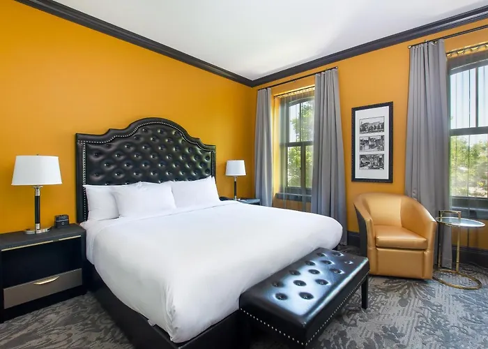 Hotel Clarendon Quebec City